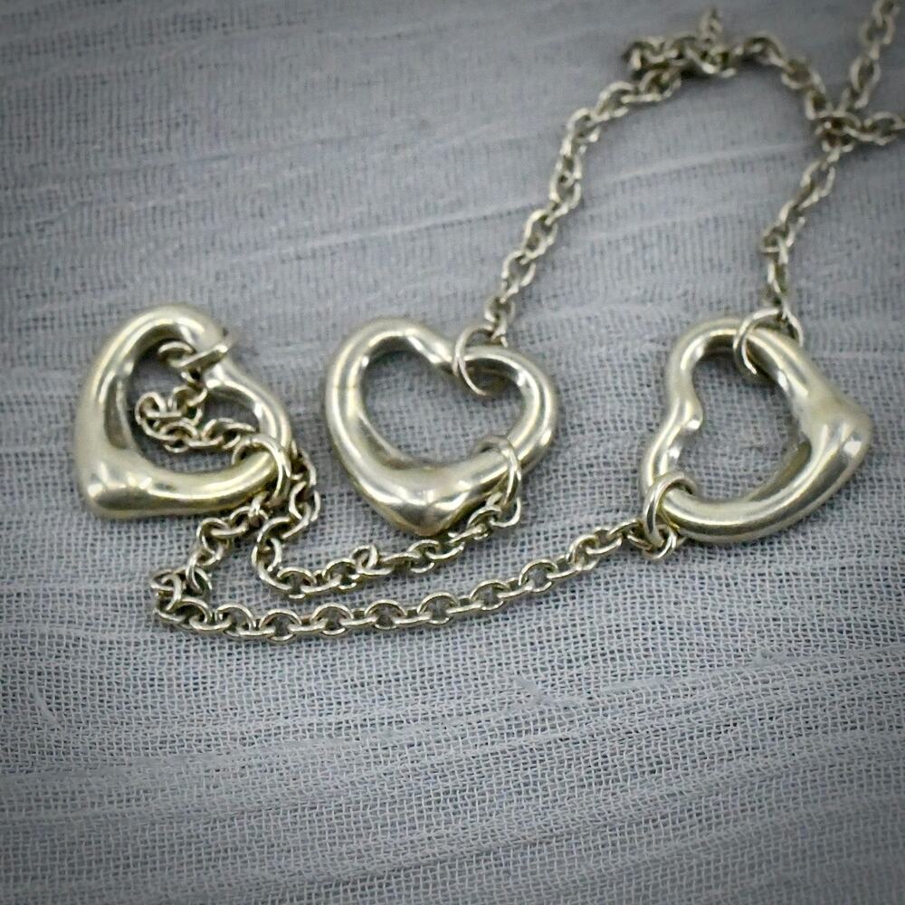 Tiffany & Co. Elsa Peretti Triple 3 Heart Necklace 925 Silver Spain 16" - Picture 8 of 9